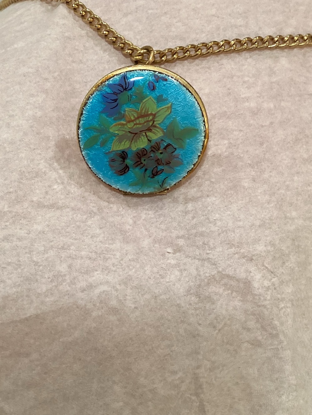 VTG Locket Pressed Flower  Enamel Pendant Necklace